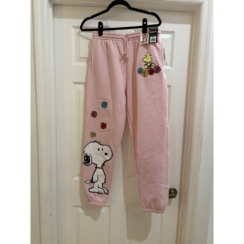 NWT Peanuts Snoopy Woodstock Chenille Jogger Sweatpants Pink Women's Size Large - Picture 2 of 8